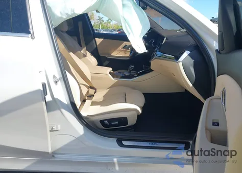 2021 BMW 330I z USA, uszkodzony, nr VIN 3MW5R1J0XM8B53302